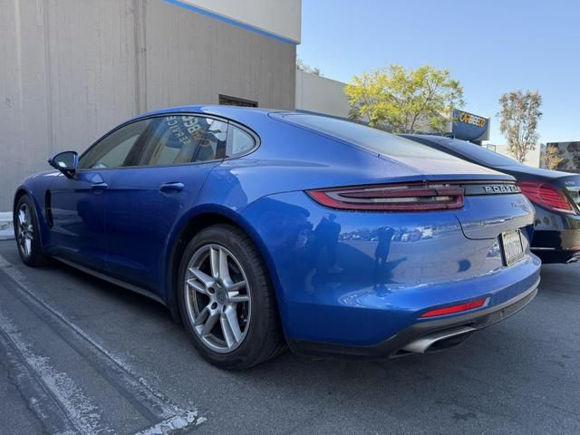 2018 Porsche Panamera 4