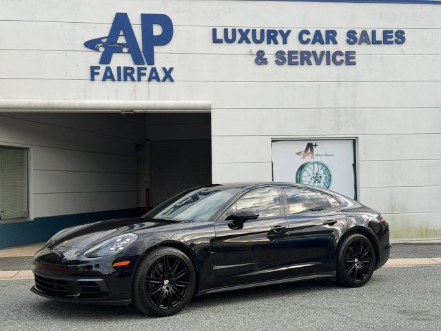 2018 Porsche Panamera 4