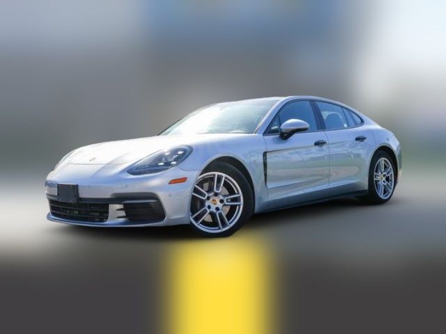 2018 Porsche Panamera 4