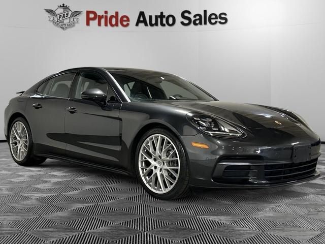 2018 Porsche Panamera 4