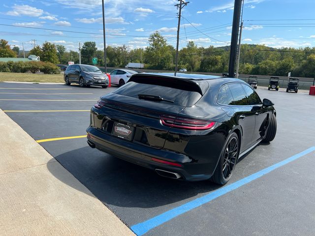 2018 Porsche Panamera 4