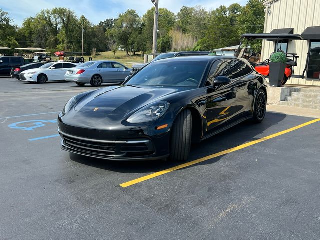 2018 Porsche Panamera 4