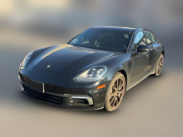 2018 Porsche Panamera 4