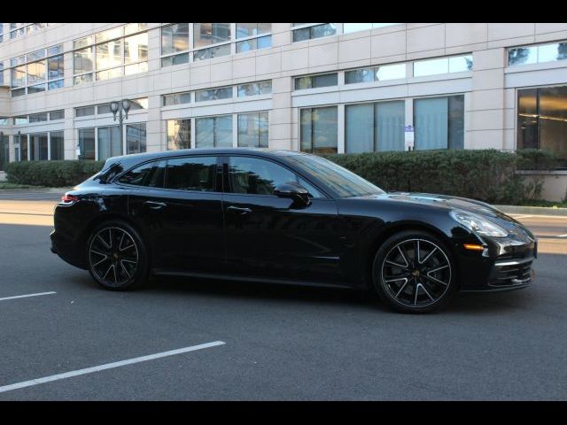 2018 Porsche Panamera 4