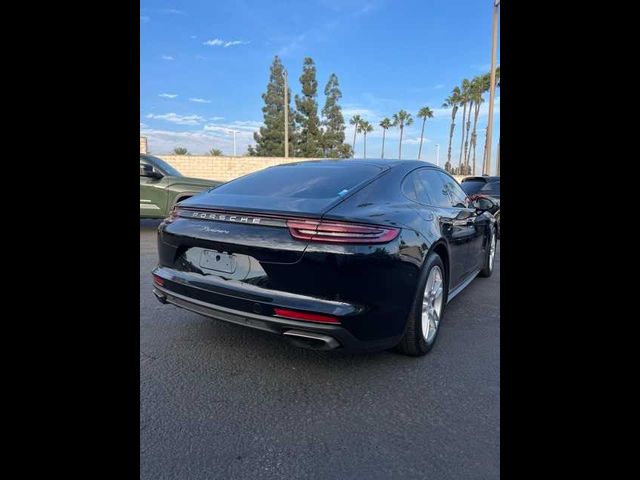 2018 Porsche Panamera Base