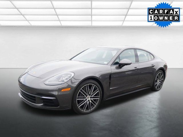 2018 Porsche Panamera Base