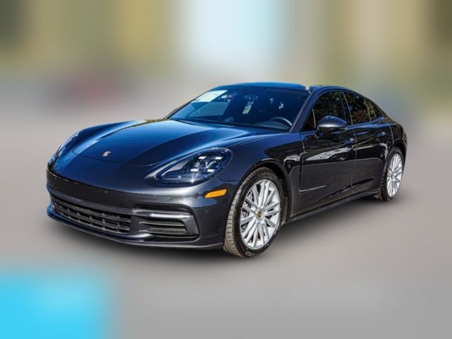 2018 Porsche Panamera 4