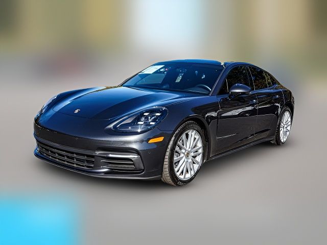 2018 Porsche Panamera 4