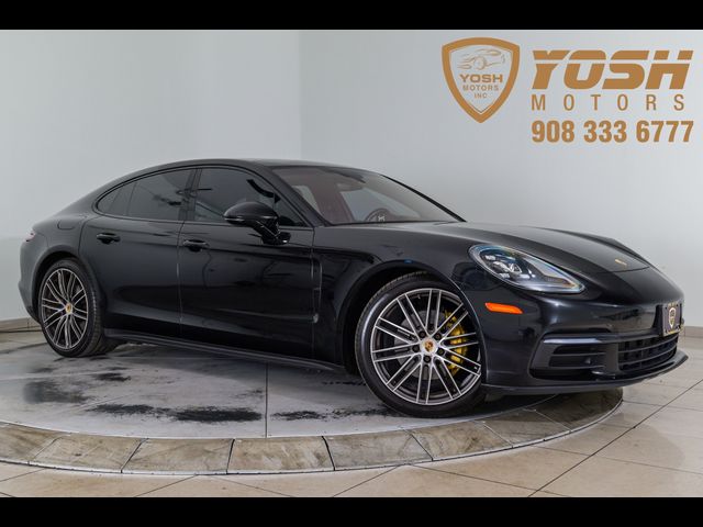 2018 Porsche Panamera Base