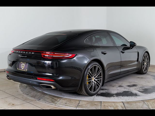 2018 Porsche Panamera Base