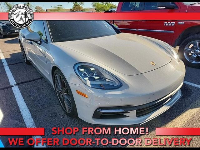 2018 Porsche Panamera Base