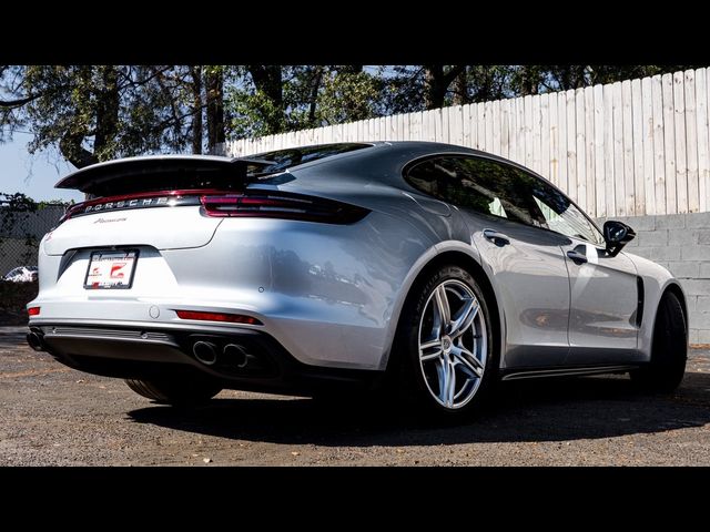 2018 Porsche Panamera Base