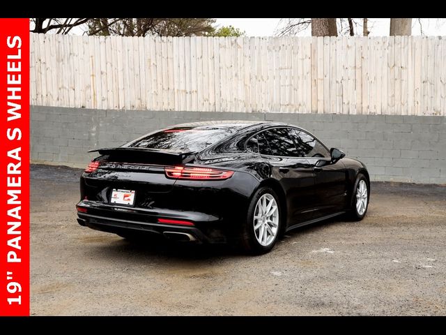 2018 Porsche Panamera Base