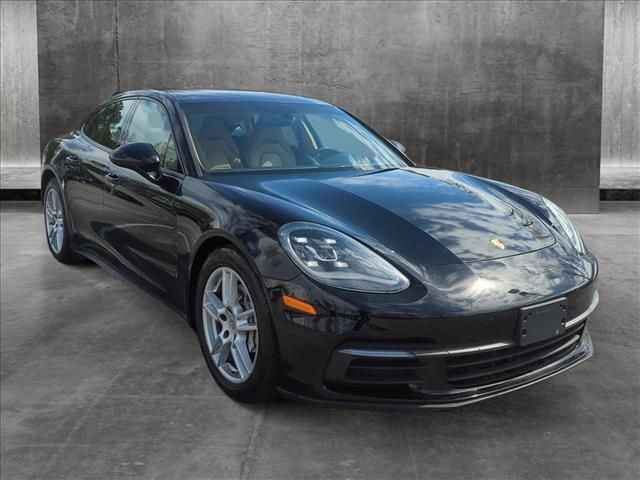 2018 Porsche Panamera Base