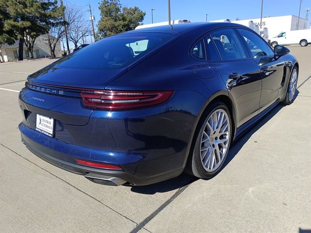 2018 Porsche Panamera Base