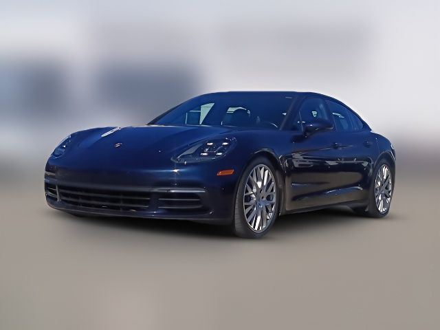 2018 Porsche Panamera Base