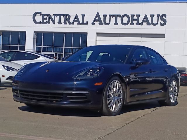 2018 Porsche Panamera Base