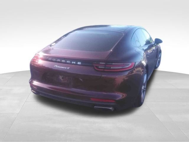 2018 Porsche Panamera Base