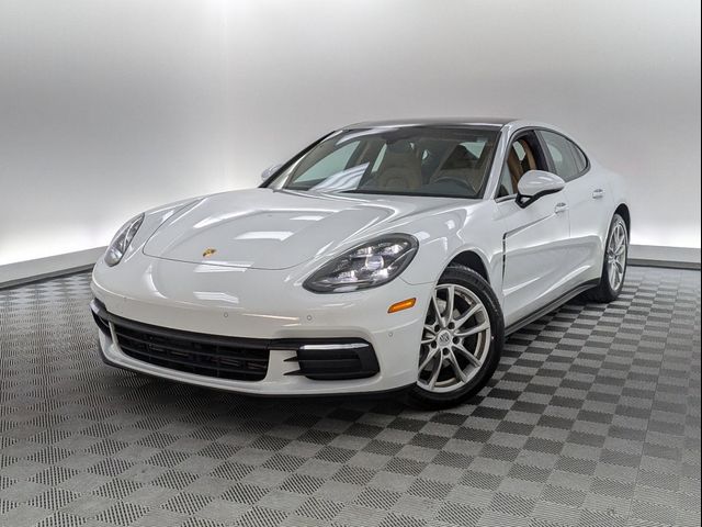 2018 Porsche Panamera Base