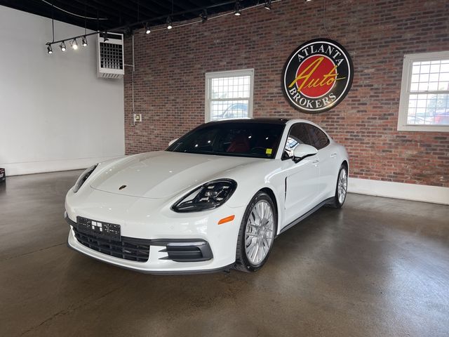 2018 Porsche Panamera Base