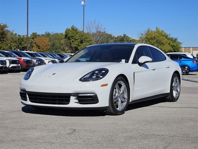 2018 Porsche Panamera Base