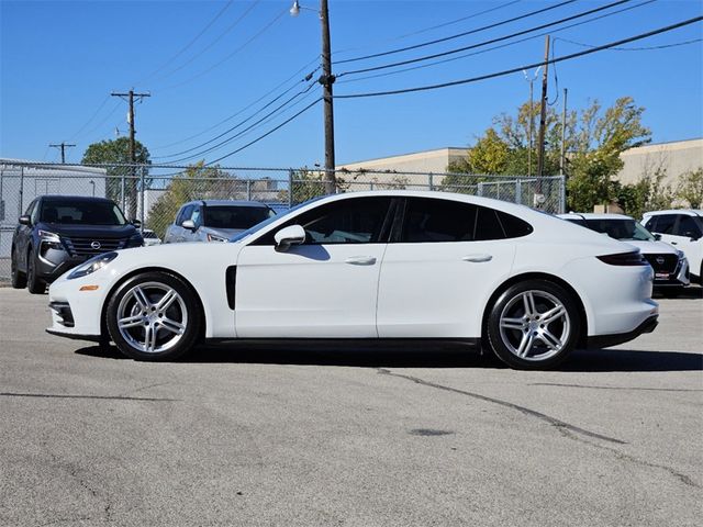 2018 Porsche Panamera Base