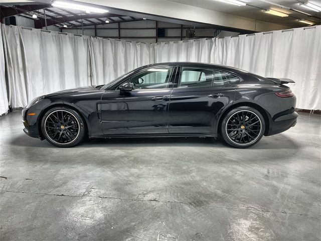 2018 Porsche Panamera Base