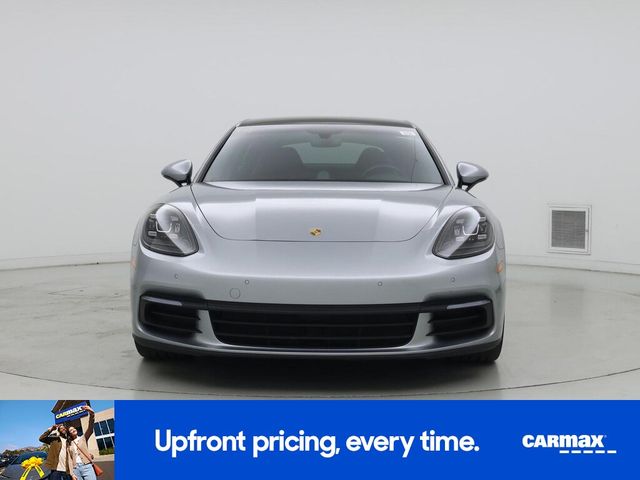 2018 Porsche Panamera