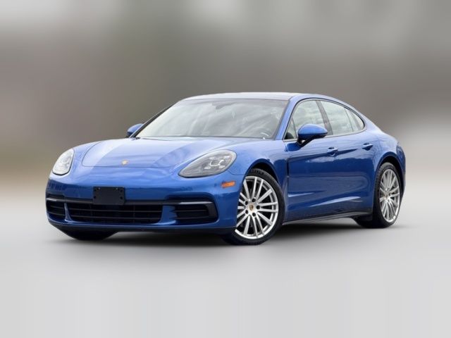 2018 Porsche Panamera 4