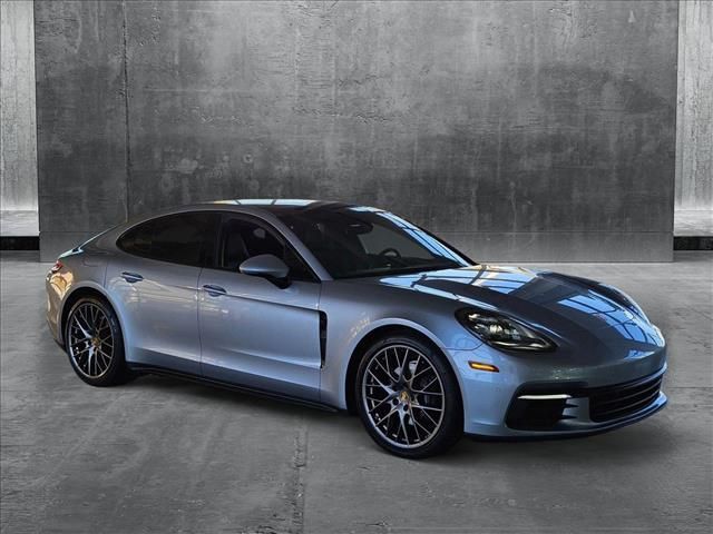 2018 Porsche Panamera Base