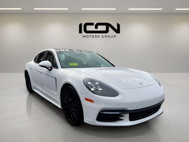 2018 Porsche Panamera Base