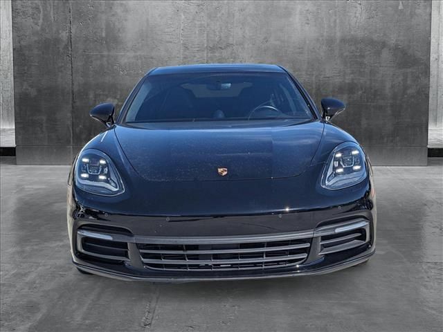 2018 Porsche Panamera Base