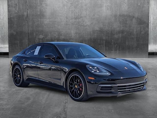 2018 Porsche Panamera Base