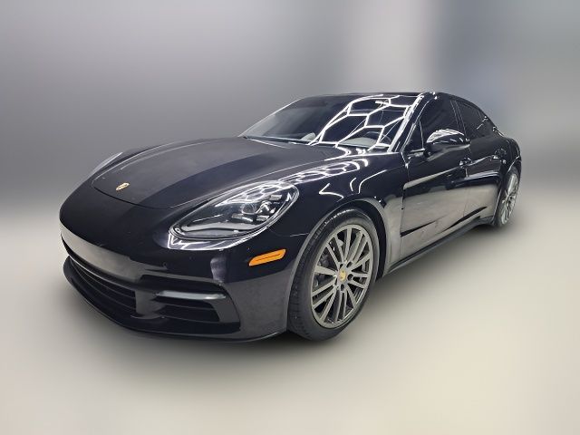 2018 Porsche Panamera Base