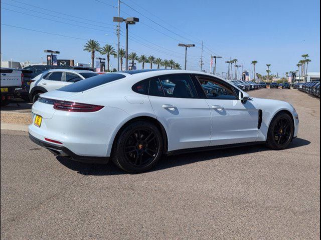 2018 Porsche Panamera Base