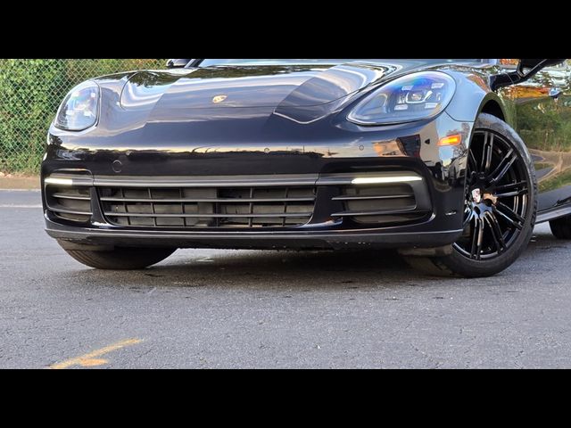 2018 Porsche Panamera Base