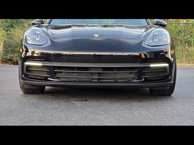 2018 Porsche Panamera Base