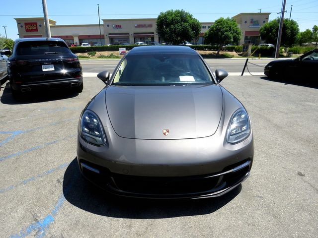 2018 Porsche Panamera Base