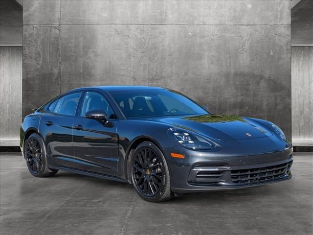 2018 Porsche Panamera Base