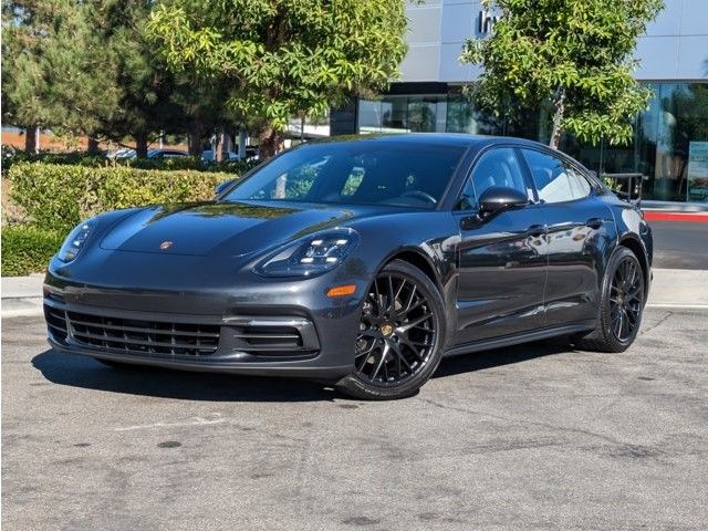 2018 Porsche Panamera Base