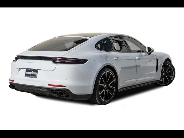 2018 Porsche Panamera 4