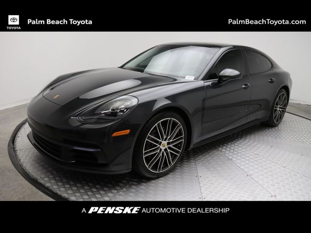 2018 Porsche Panamera Base