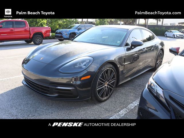 2018 Porsche Panamera Base