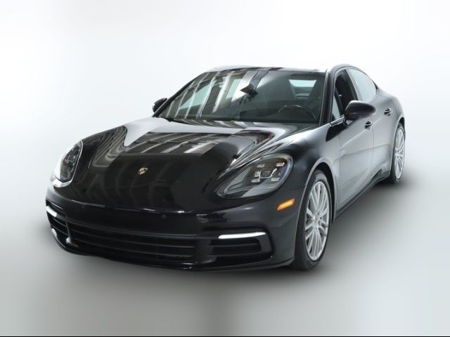 2018 Porsche Panamera 4