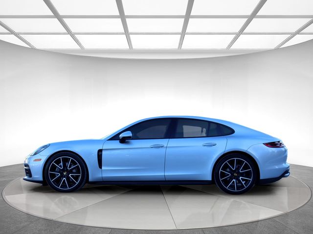 2018 Porsche Panamera Base