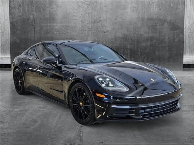 2018 Porsche Panamera Base