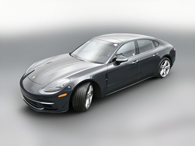 2018 Porsche Panamera Base