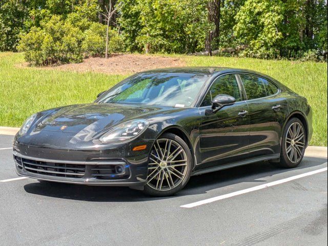 2018 Porsche Panamera Base