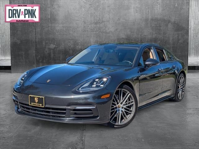 2018 Porsche Panamera Base