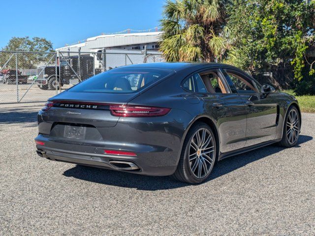 2018 Porsche Panamera Base